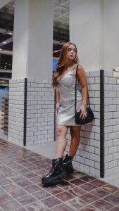 Vestido Plateado Corto